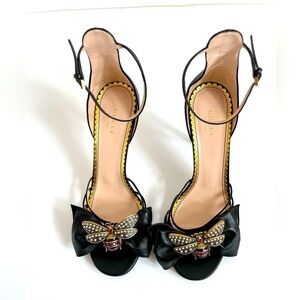 Gucci Black Nappa Leather Charlotte Queen Margaret bee embellished heels EU 38.5